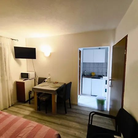 Milka Apartamento Gradac (Split-Dalmatia)